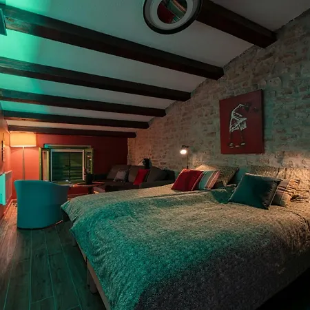 Romantic Casa Amica With Terrace Appartamento Motovun