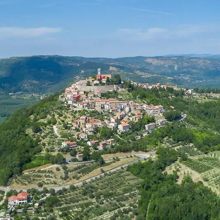 Romantic Casa Amica With Terrace Motovun