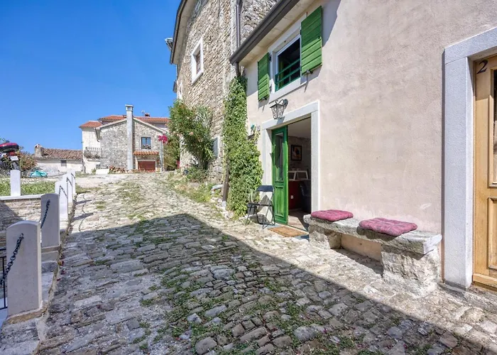 Romantic Casa Amica With Free Parking Apartment
