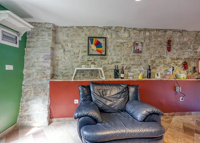 Apartment Romantic Casa Amica With Free Parking